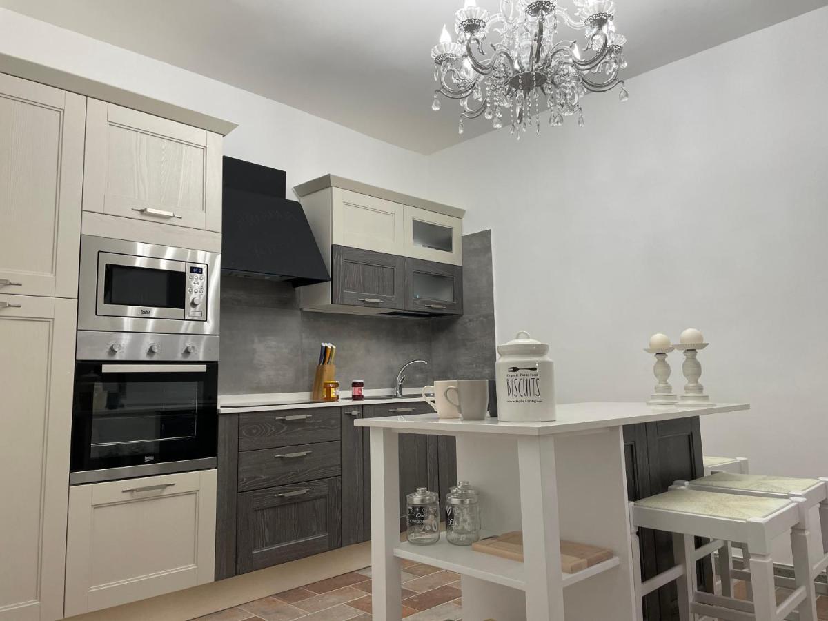 Luxury Villa Arianna Tarano Kültér fotó