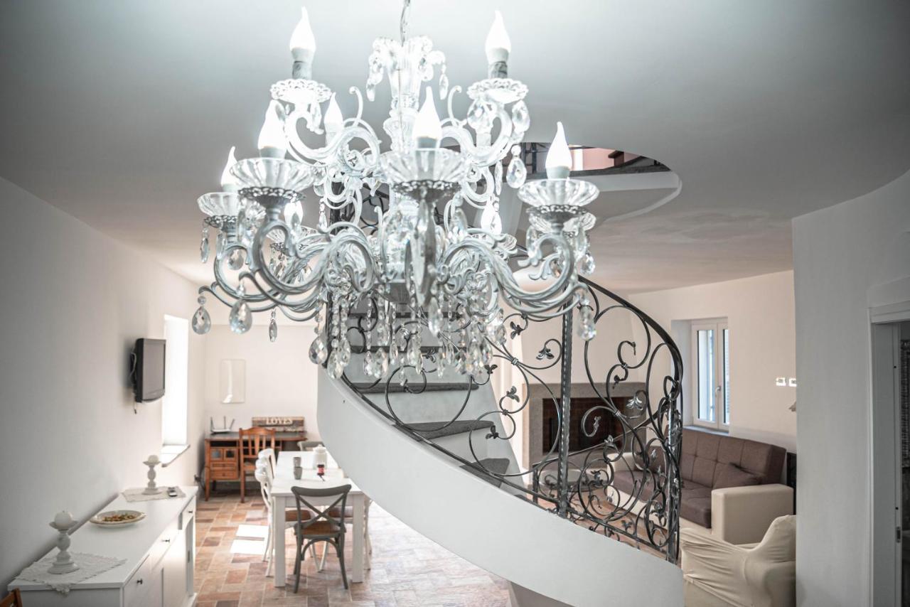 Luxury Villa Arianna Tarano Kültér fotó