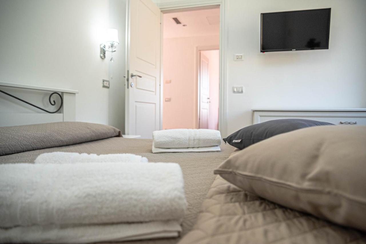 Luxury Villa Arianna Tarano Kültér fotó
