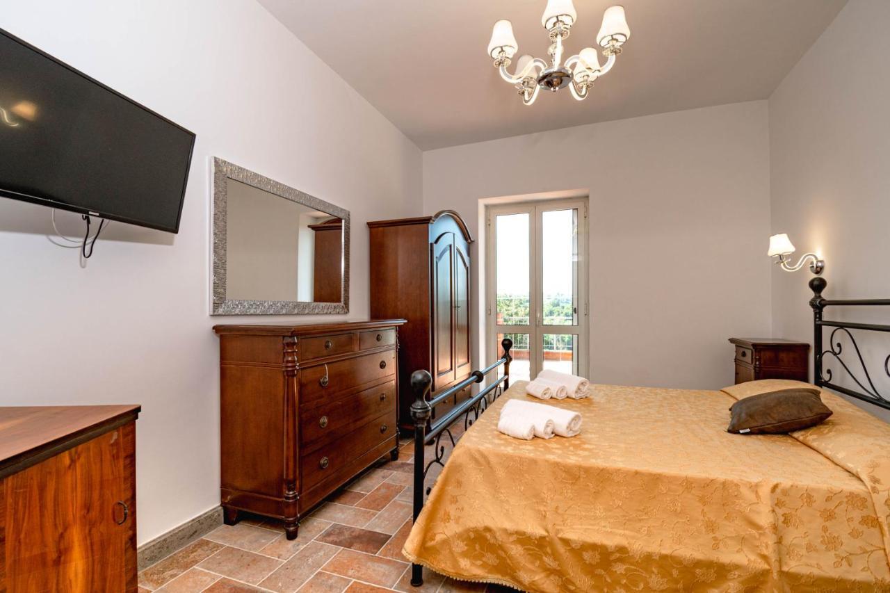 Luxury Villa Arianna Tarano Kültér fotó