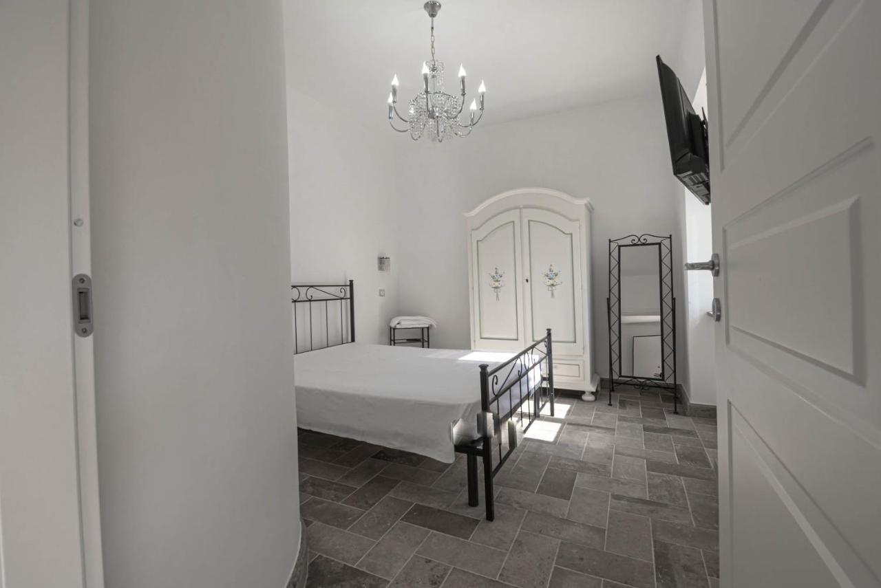 Luxury Villa Arianna Tarano Kültér fotó