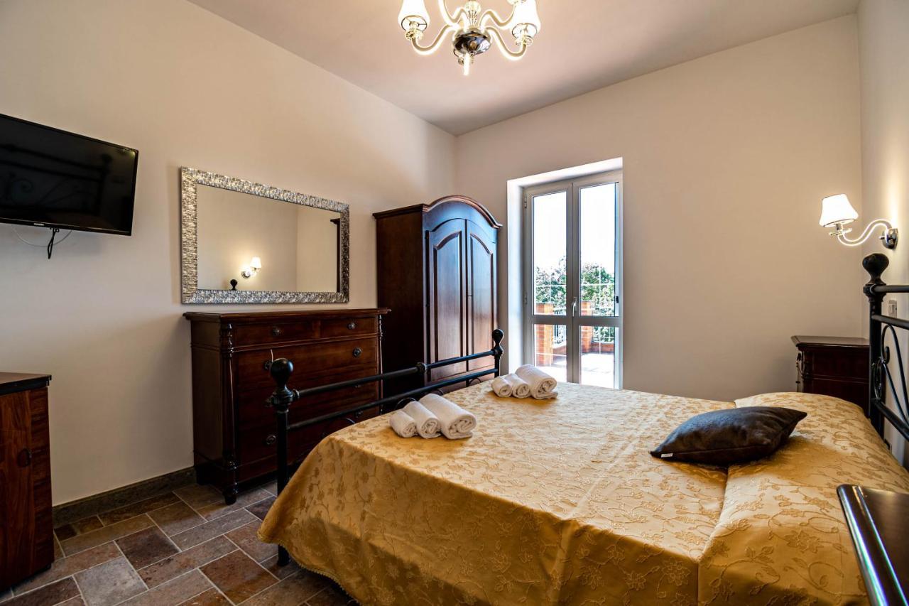Luxury Villa Arianna Tarano Kültér fotó